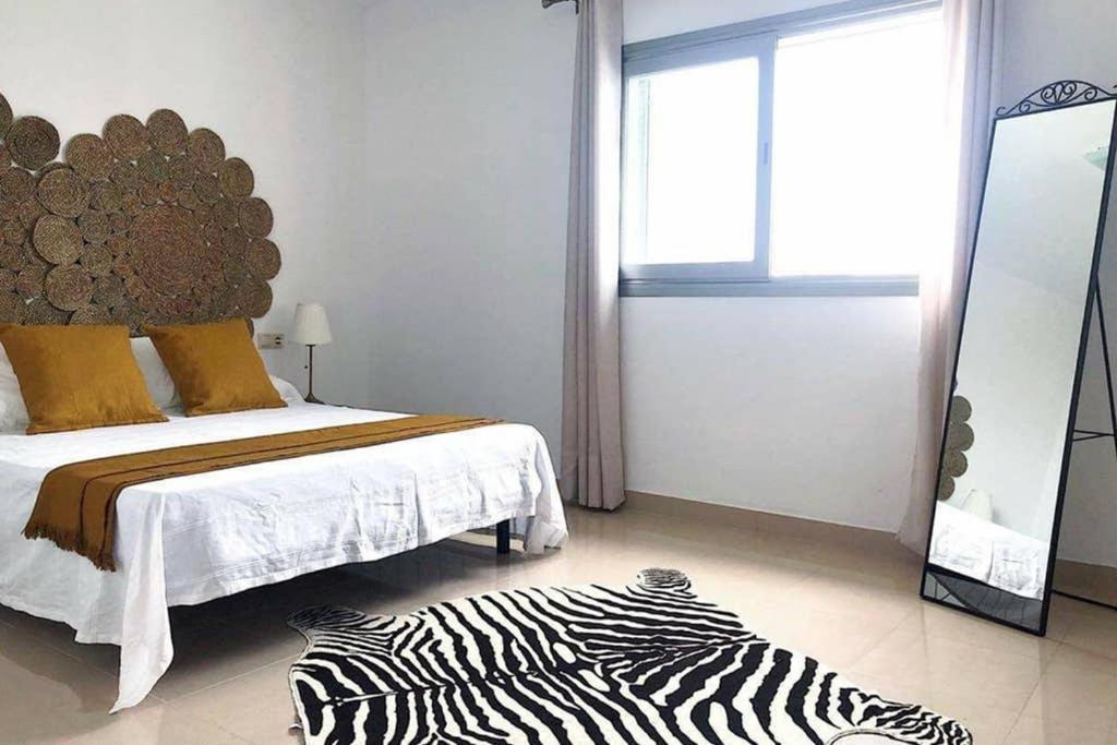Villa D'Aina * Propiedad Privada Con Piscina Cala en Bosch Dış mekan fotoğraf