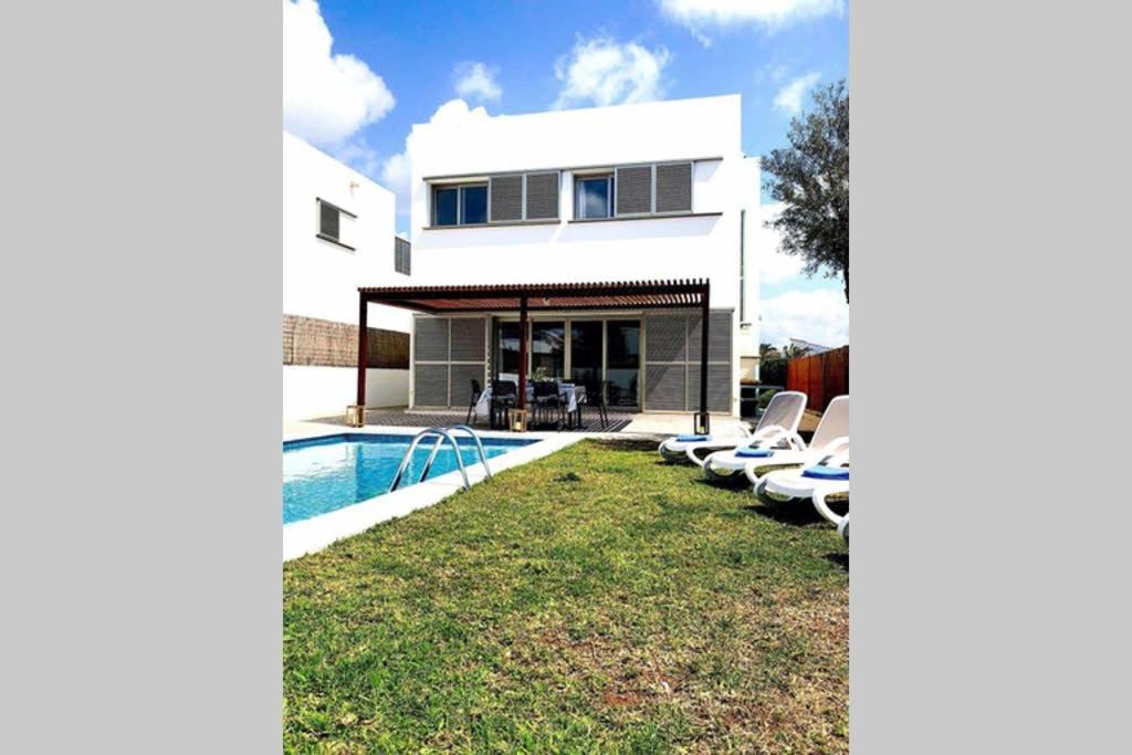 Villa D'Aina * Propiedad Privada Con Piscina Cala en Bosch Dış mekan fotoğraf